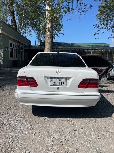 Mercedes E 240 1999, 300,000 km - 2.4 л - Göyçay