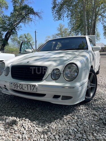 Mercedes E 240 1999, 300,000 km - 2.4 л - Göyçay