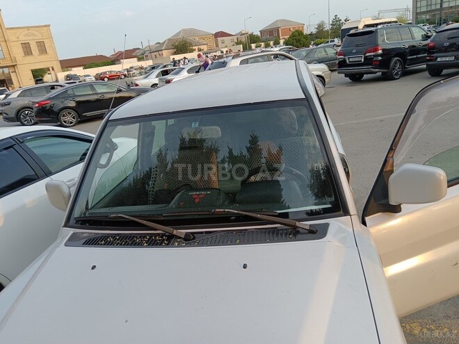 Mitsubishi Pajero io 2001, 356,000 km - 2.0 л - Sumqayıt