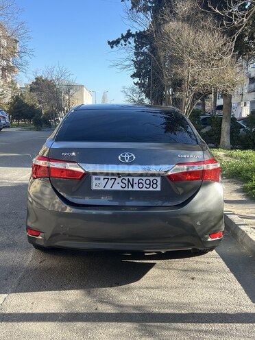 Toyota Corolla 2013, 223,600 km - 1.6 l - Bakı