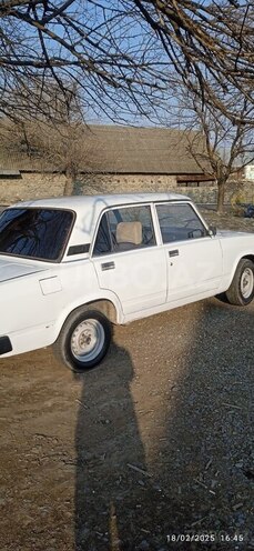LADA (VAZ) 2105 1981, 95,000 km - 1.6 l - Qax
