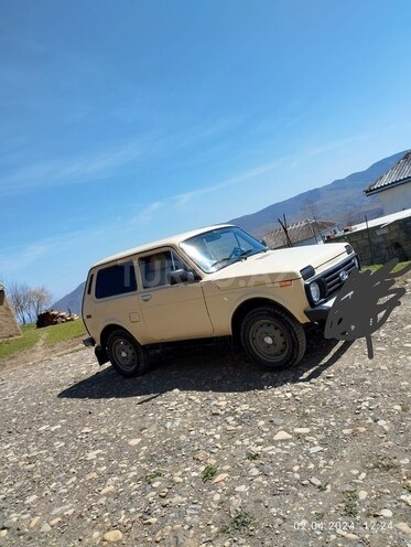 LADA (VAZ) Niva 1997, 175,000 km - 1.6 l - Yardımlı