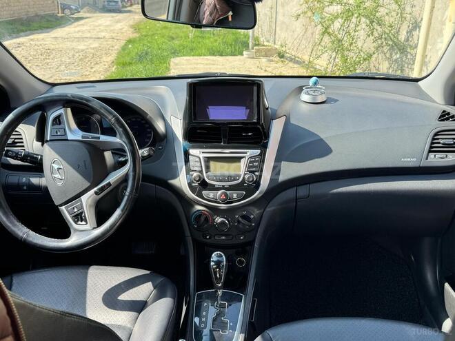 Hyundai Accent 2013, 127,000 km - 1.4 л - Bakı