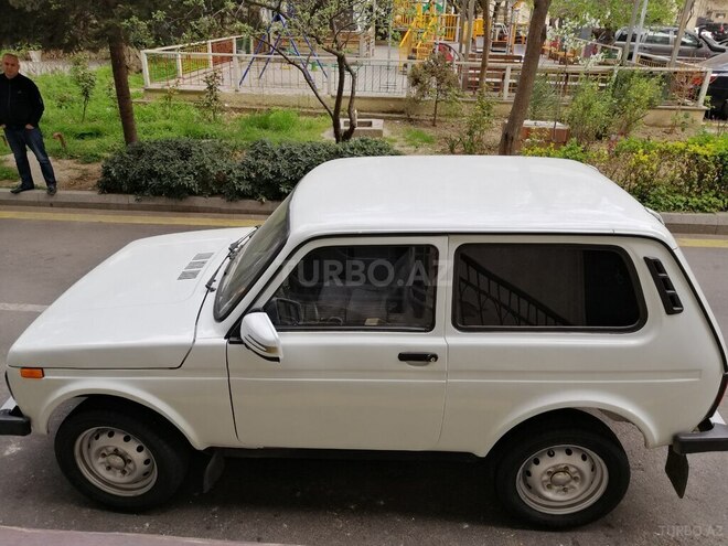 LADA (VAZ) Niva 2010, 250,000 km - 1.7 л - Bakı