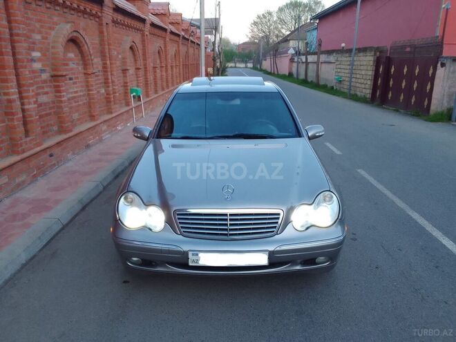 Mercedes  2004, 239,456 km - 2.4 л - Bakı