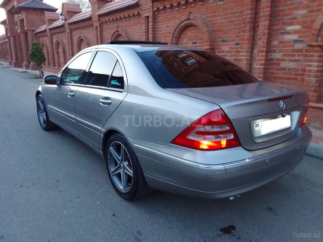 Mercedes  2004, 239,456 km - 2.4 л - Bakı