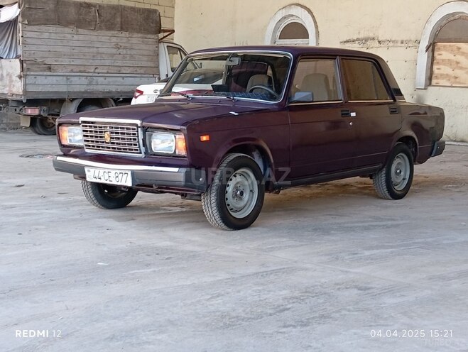 LADA (VAZ) 2107 2009, 70,000 km - 1.6 л - Sabirabad