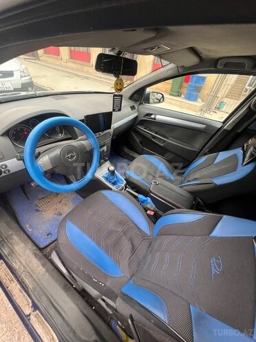 Opel Astra 2007, 22,700 km - 1.3 л - Quba