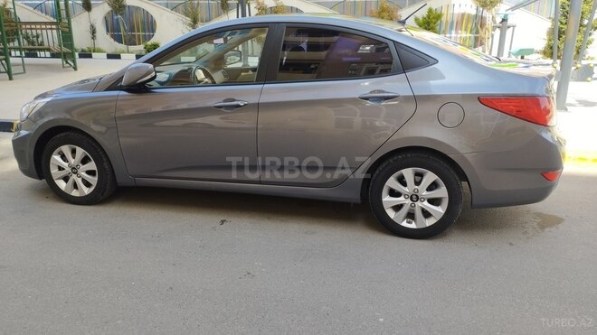 Hyundai Accent 2015, 142,600 km - 1.4 л - Bakı