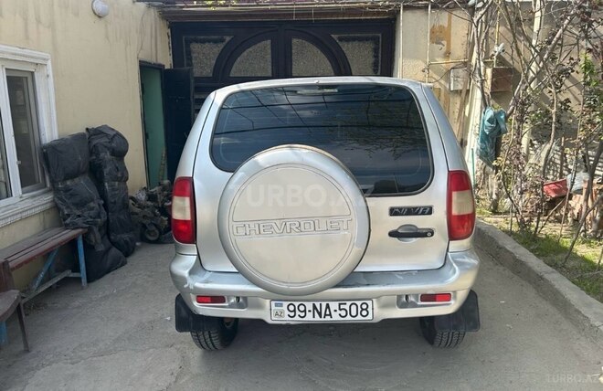 Chevrolet Niva 2006, 200,000 km - 1.7 л - Bakı