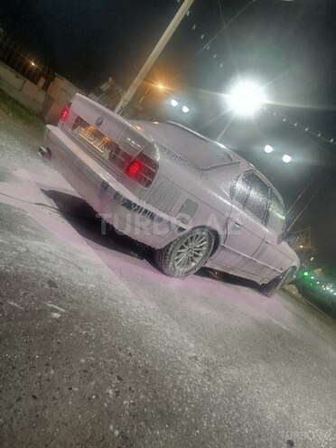 BMW 525 1993, 350,000 km - 2.5 l - Mingəçevir