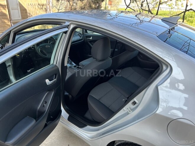 Kia Forte 2017, 100,500 km - 2.0 l - Bakı
