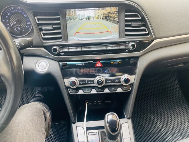 Hyundai Avante 2019, 97,523 km - 1.6 л - Bakı