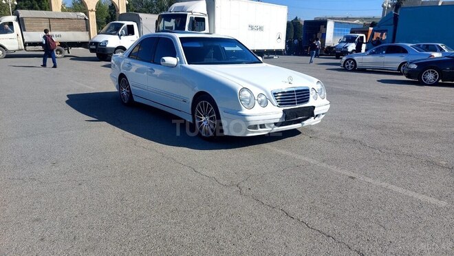 Mercedes E 270 2000, 291,412 km - 2.7 l - Bərdə