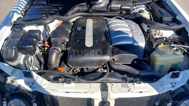 Mercedes E 270 2000, 291,412 km - 2.7 l - Bərdə