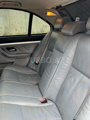 BMW 520 1996, 284,000 km - 2.0 l - Bakı