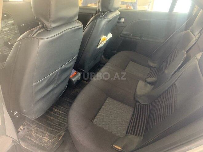 Ford Mondeo 2005, 287,000 km - 2.0 l - Bakı