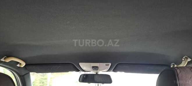 Mercedes E 270 2001, 326,000 km - 2.7 l - Bakı