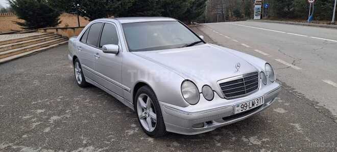 Mercedes E 270 2001, 326,000 km - 2.7 l - Bakı
