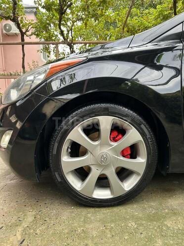 Hyundai Elantra 2011, 215,000 km - 1.8 л - Bakı