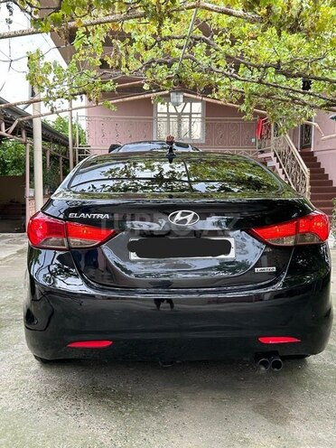 Hyundai Elantra 2011, 215,000 km - 1.8 л - Bakı