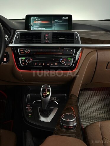 BMW 330-18