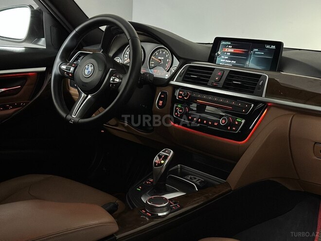 BMW 330-17