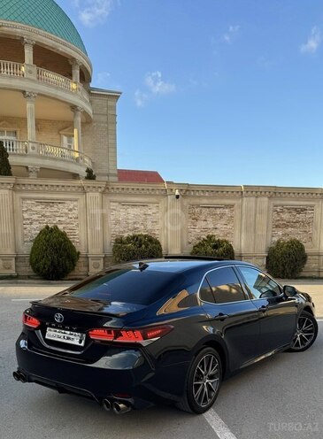 Toyota Camry-7
