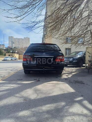 Mercedes E 220 d 2006, 326,610 km - 2.2 l - Bakı