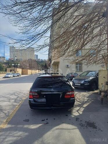 Mercedes E 220 d 2006, 326,610 km - 2.2 l - Bakı