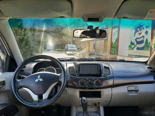 Mitsubishi L200 2012, 370,669 km - 2.5 l - Bakı