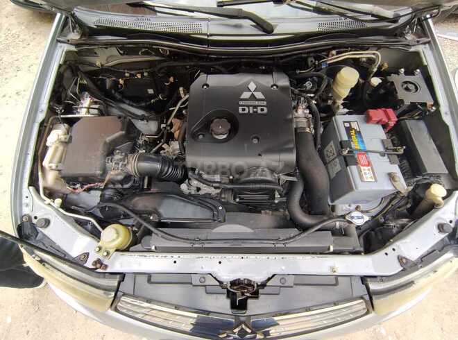Mitsubishi L200 2012, 370,669 km - 2.5 l - Bakı