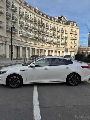 Kia K5-7