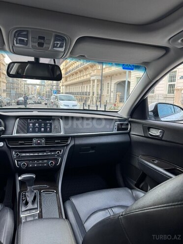 Kia K5-11