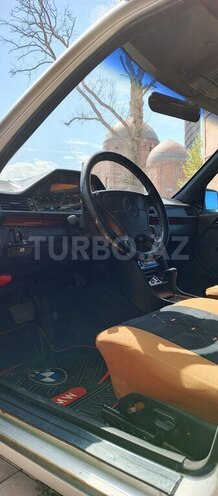 Mercedes E 220 1993, 382,546 km - 2.2 л - Gəncə