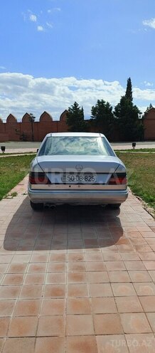 Mercedes E 220 1993, 382,546 km - 2.2 л - Gəncə