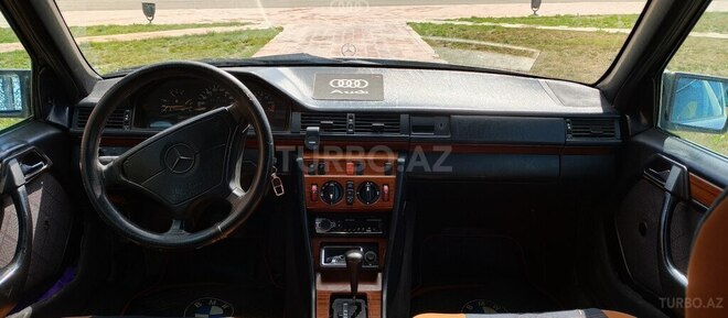 Mercedes E 220 1993, 382,546 km - 2.2 л - Gəncə