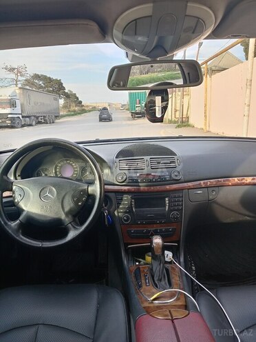 Mercedes E 270 2004, 558,000 km - 2.7 л - Bakı