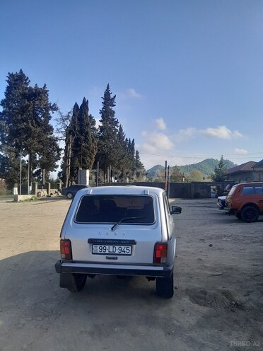 LADA (VAZ) Niva 2002, 330,000 km - 1.7 л - Astara