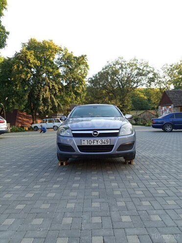 Opel Astra 2006, 261,324 km - 1.4 l - Quba