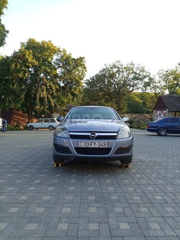 Opel Astra 2006, 261,324 km - 1.4 l - Quba