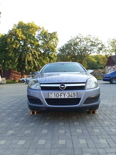Opel Astra 2006, 261,324 km - 1.4 l - Quba