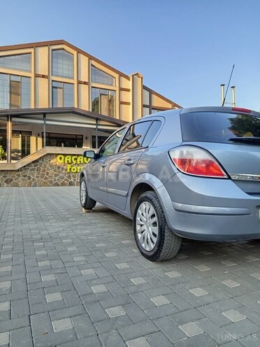 Opel Astra 2006, 261,324 km - 1.4 l - Quba