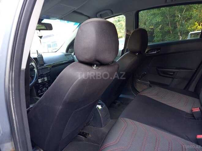 Opel Astra 2006, 261,324 km - 1.4 l - Quba