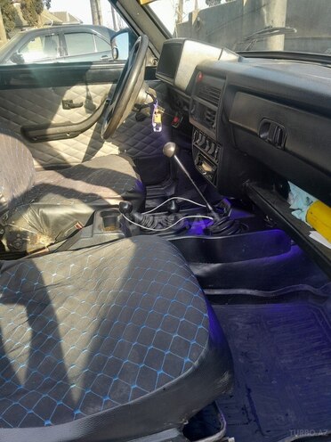 LADA (VAZ) Niva 2002, 330,000 km - 1.7 л - Astara