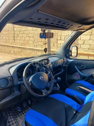Fiat Doblo 2003, 236,000 km - 1.9 l - Bakı