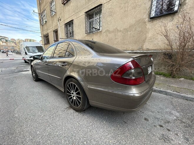 Mercedes E 220 d 2007, 328,919 km - 2.2 l - Bakı