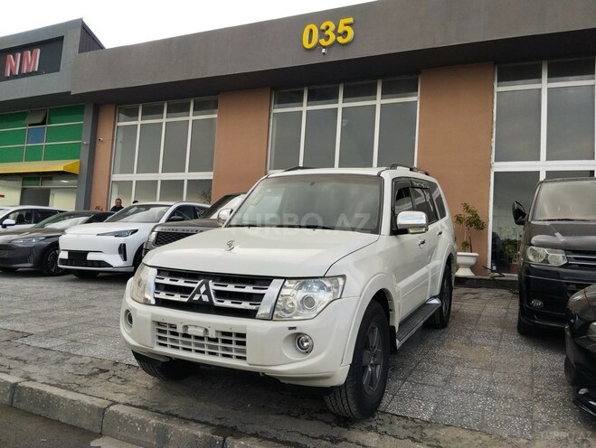 Mitsubishi Pajero 2013, 230,000 km - 3.5 l - Bakı