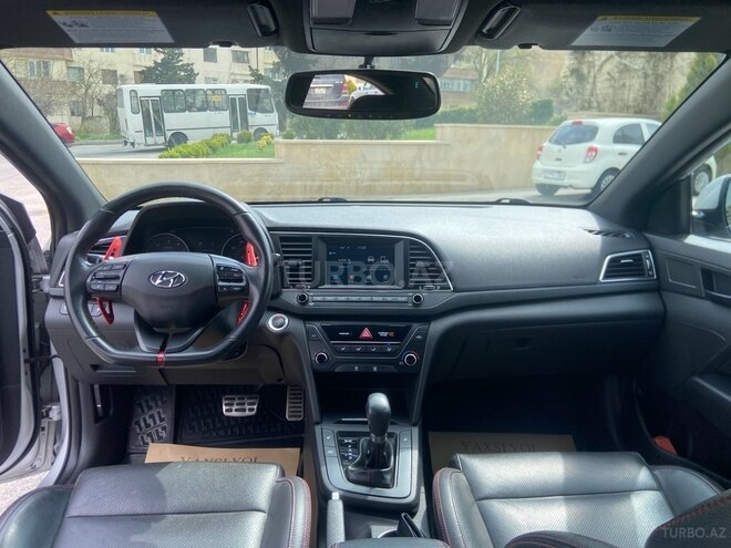 Hyundai Elantra 2016, 231,746 km - 1.6 л - Bakı