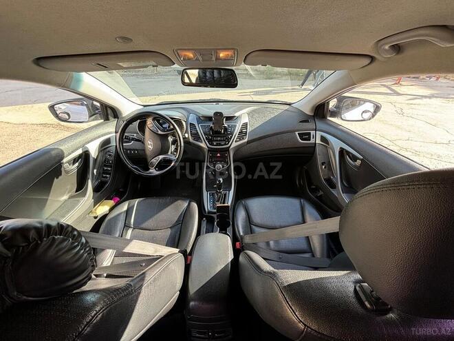 Hyundai Avante 2014, 215,000 km - 1.6 л - Bakı